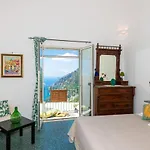 Yourhome - Casa Marina * بوسيتانو