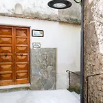 Yourhome - Casa Marina بوسيتانو